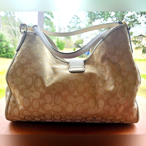 Coach Handbag & Wallet - Picture 4 of 16